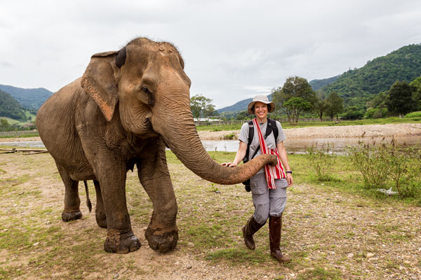 18-08_Elephant-Nature-Park-Pamper-Pachyderm-trunk-banyen