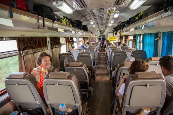 14-08_Sukhothai-to-Phitsanulok-train-2nd-class