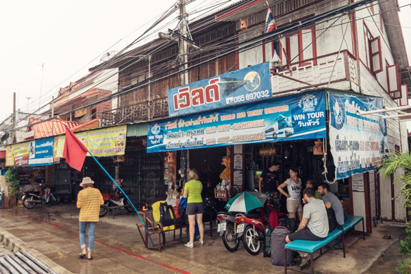 16-08_Sukhothai-Bus-Station-Old-City