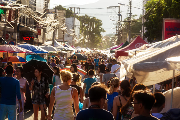 17-08_Chiang-Mai-Sunday-Walking-Street-sunset